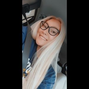 Meet your Posher, Riley